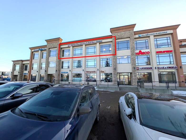 More Photos Of 9803-9815 34 Ave NW, Edmonton Office For Sale