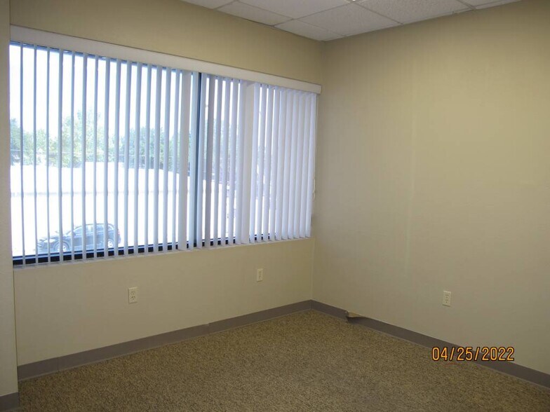 More Photos Of 4502 35th St, Orlando Office Residential For Lease