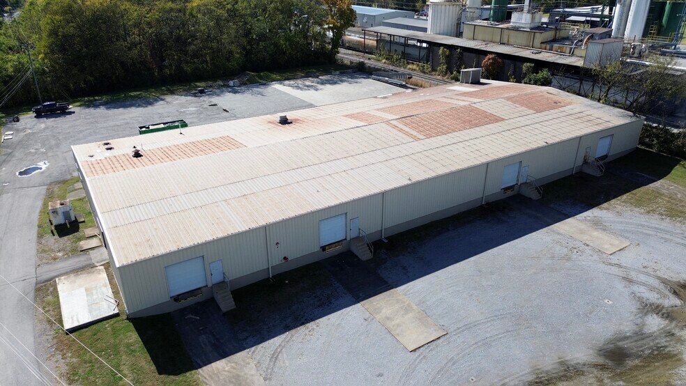 More Photos Of 110 W 34th St, Chattanooga Warehouse For Sale
