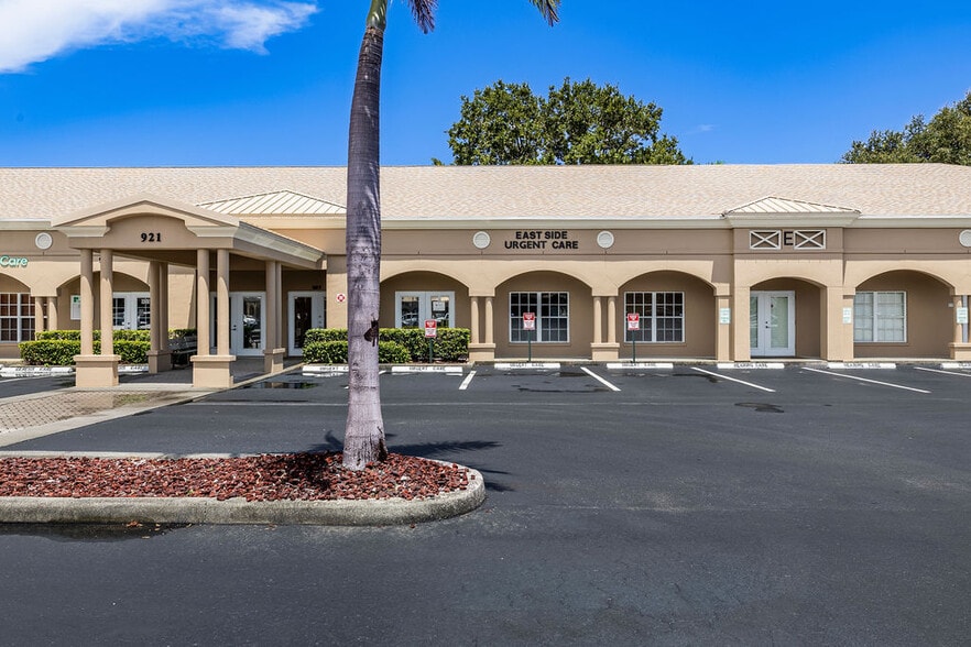More Photos Of 923-931 37th Pl, Vero Beach Medical For Lease