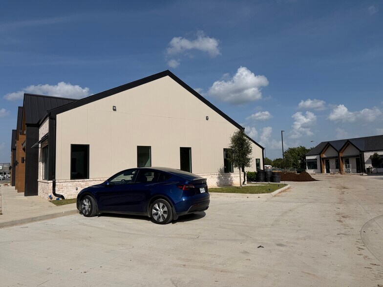 More Photos Of 5251 Katy Mills Cir, Katy Medical For Lease