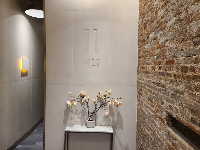 More Photos Of 11 W 20th St, New York Office For Sale