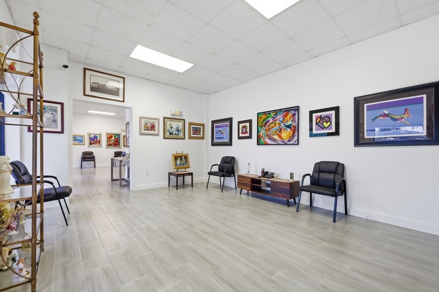 More Photos Of 30924 Suneagle Dr, Mount Dora Warehouse For Sale