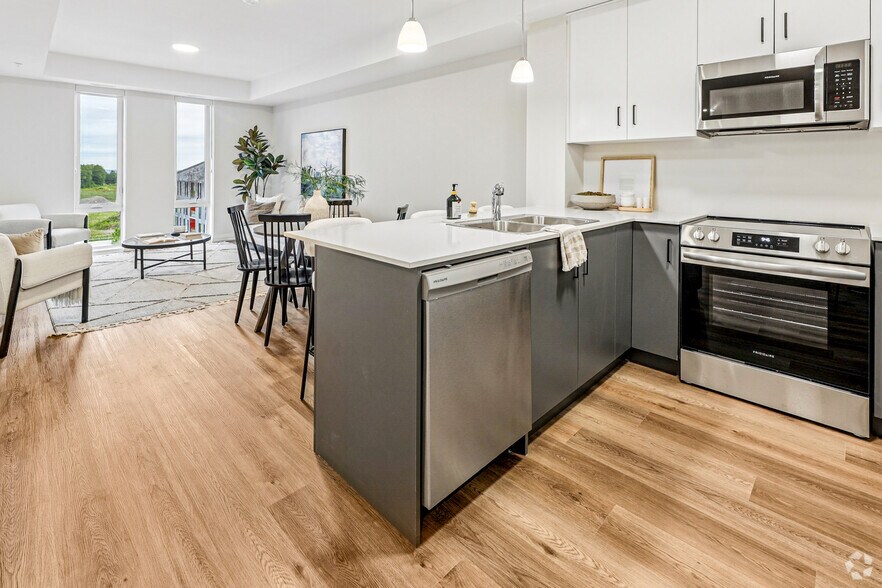 More Photos Of 600 Sunningdale Rd E, London Apartments For Sale