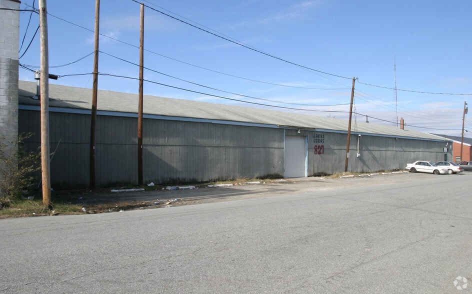 More Photos Of 827 N Raleigh St, Greensboro Warehouse For Lease