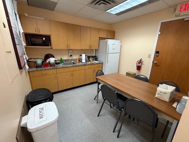 More Photos Of 225 State Highway 35, Red Bank Medical For Lease