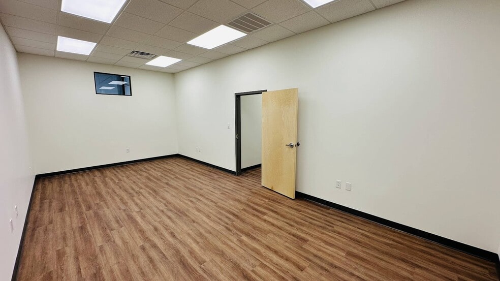 More Photos Of 155 Innovation Way, New Bern Warehouse For Lease