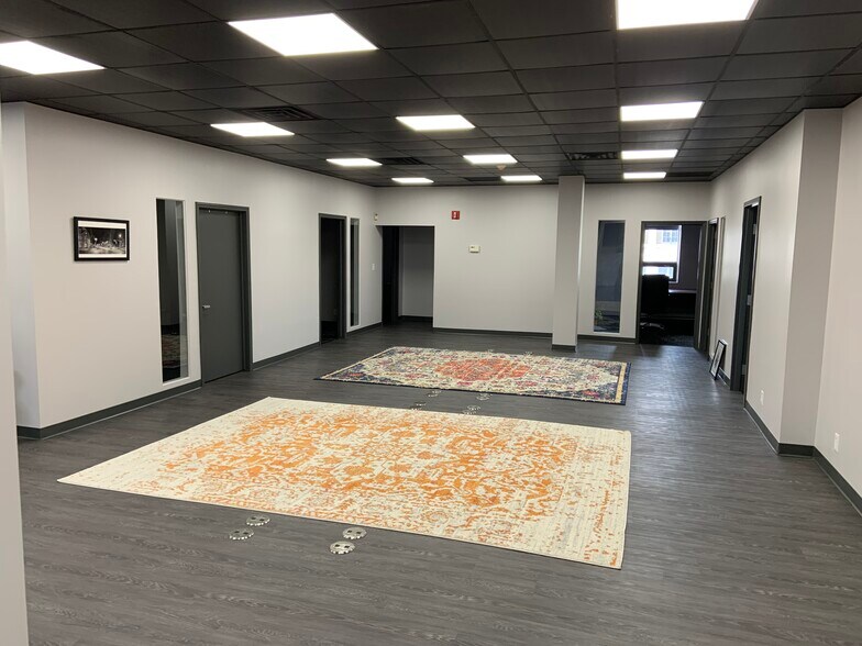 More Photos Of 550 E Main St, Rochester Office For Lease