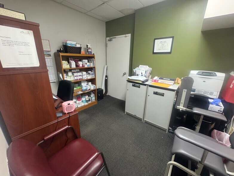 More Photos Of 359 Centre St, Nutley Office For Lease