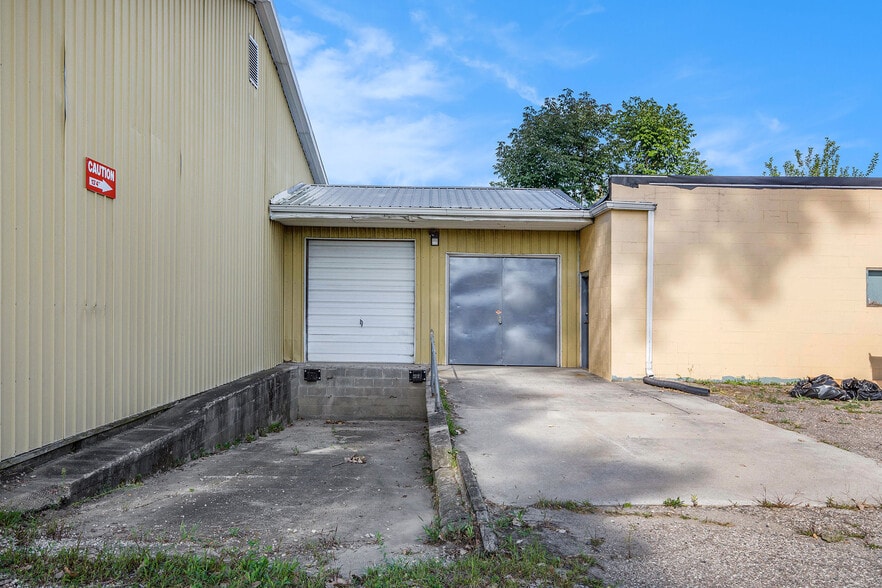More Photos Of 3344 E Bristol Rd, Burton Warehouse For Sale