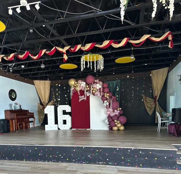 More Photos Of 6908-6916 Warner Ave, Huntington Beach Freestanding For Sale