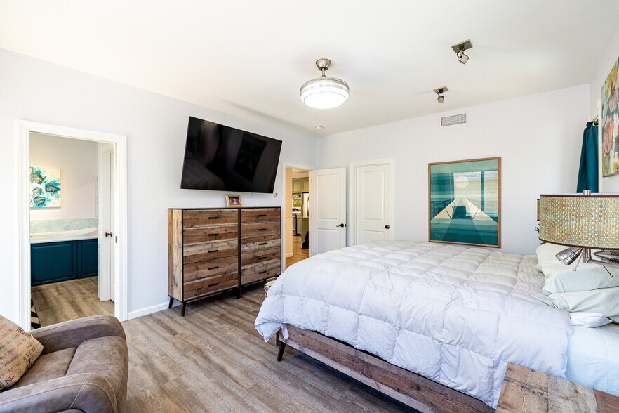 More Photos Of 303 W Juniper Ave, Flagstaff Hospitality For Sale