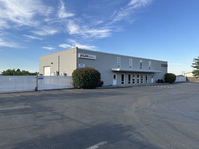 Primary Photo Of 918 W Canal Dr, Kennewick Industrial For Sale