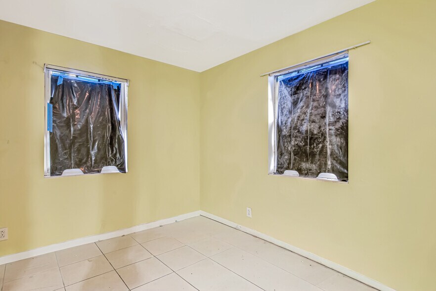 More Photos Of 3565 S Jog Rd, Greenacres Office For Sale