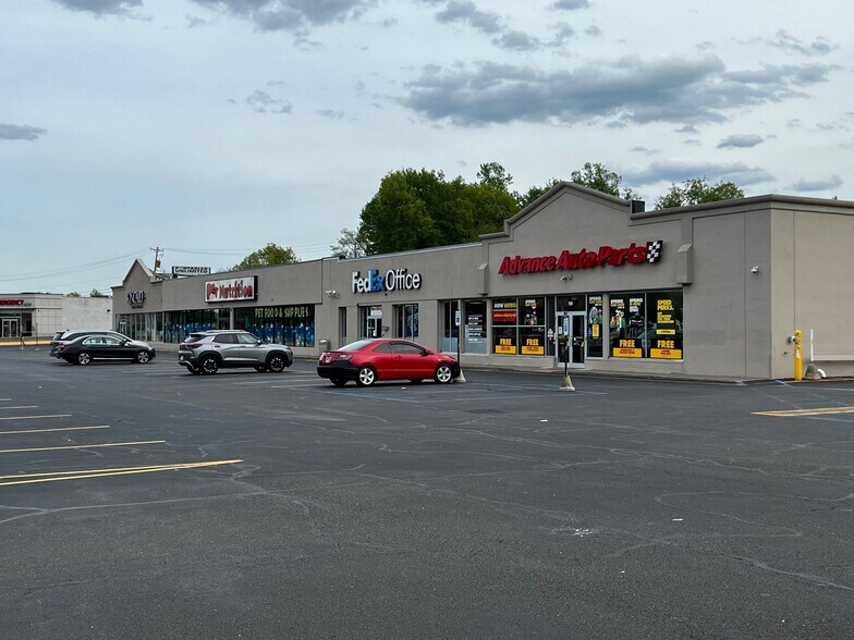 More Photos Of 109-117 E Route 59, Nanuet Freestanding For Lease