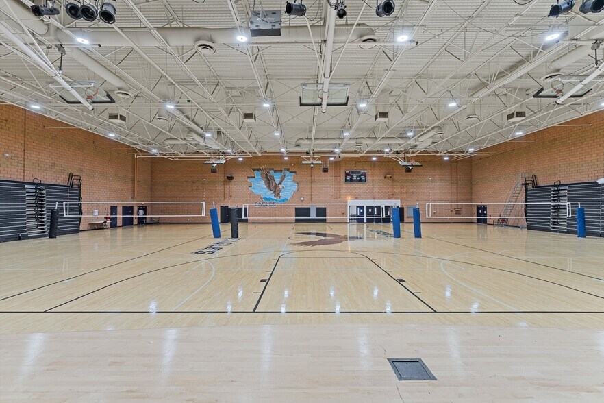 More Photos Of 3700 W Avenue L, Lancaster Schools For Lease