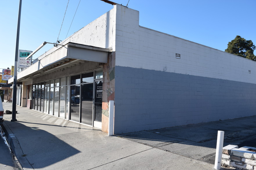 More Photos Of 1627 W Carson St, Torrance Storefront Retail Office For Sale