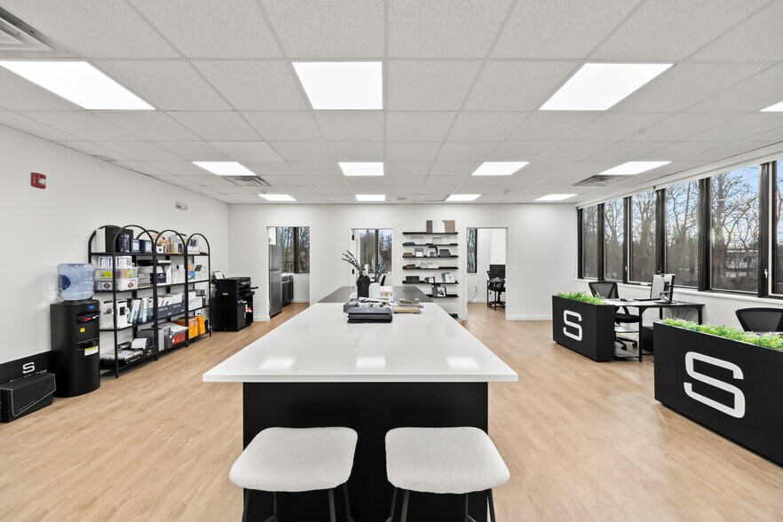 More Photos Of 200 E Eckerson Rd, New City Medical For Lease