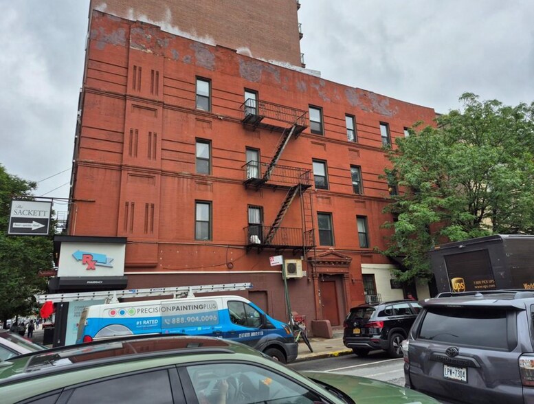 More Photos Of 661 Sackett St, Brooklyn Apartments For Lease