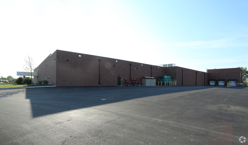 More Photos Of 4001 Britton Pky, Hilliard Freestanding For Lease