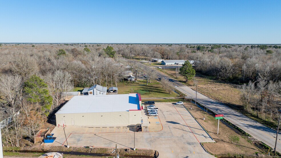 More Photos Of 9343 2nd St, Batson Freestanding For Lease