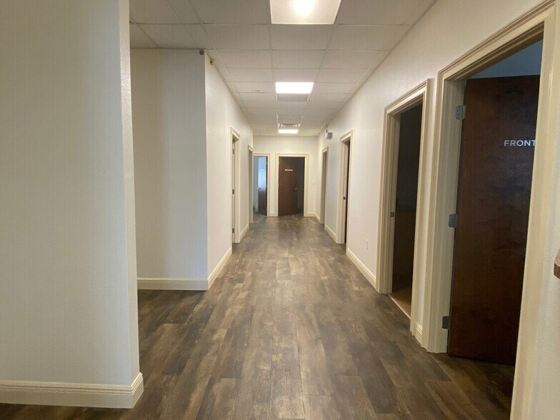 More Photos Of 733 & 737 County Road 466, Lady Lake Medical For Sale