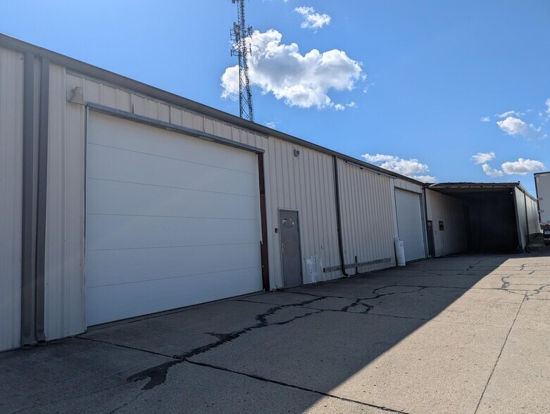 Primary Photo Of 3876 Indian Ripple Rd, Dayton Service For Lease