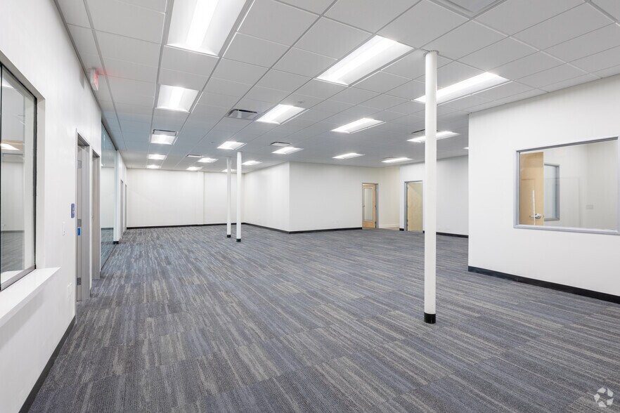More Photos Of 6701 Odessa Ave, Van Nuys Warehouse For Lease