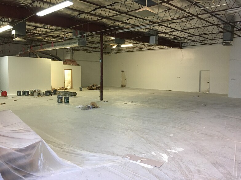 More Photos Of 2632 W Medtronic Way, Tempe Manufacturing For Lease