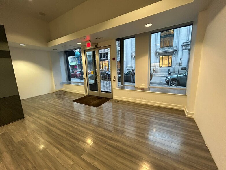 More Photos Of 21-23 Grant Ave, San Francisco Office For Lease
