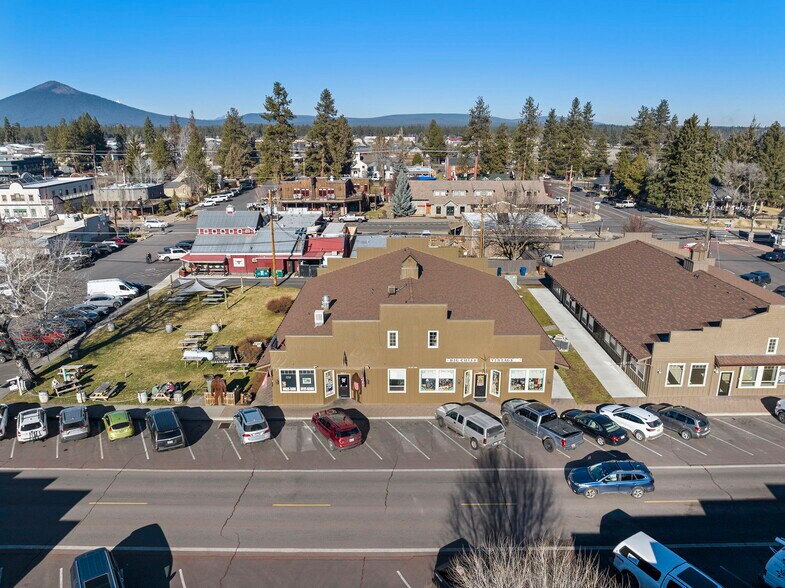 More Photos Of 352 E Hood Ave, Sisters General Retail For Sale