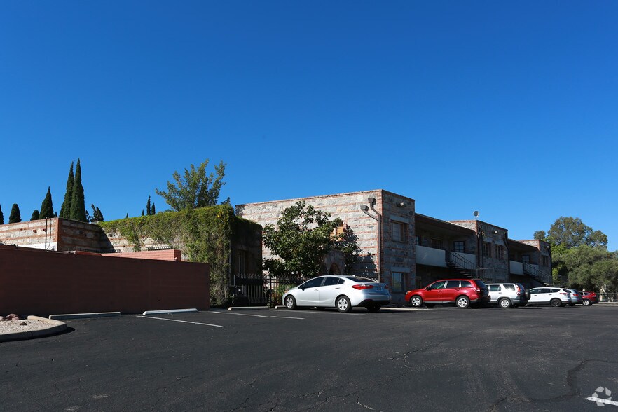 More Photos Of 6300 E El Dorado Cir, Tucson Office For Lease