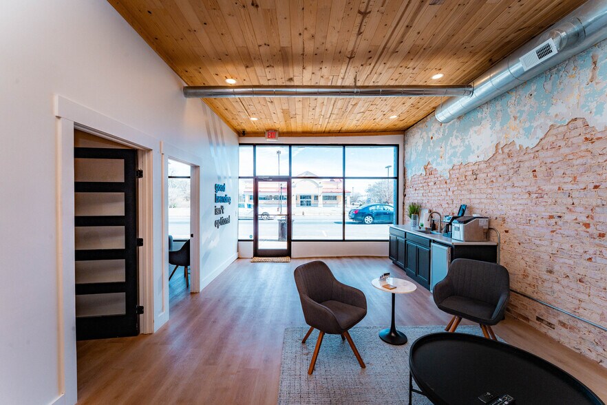 More Photos Of 114 N Main St, Woodruff General Retail For Sale