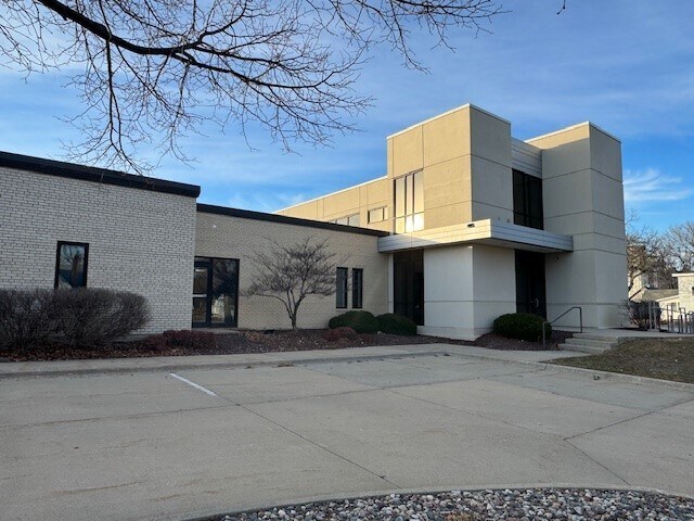 More Photos Of 717 3rd Ave SE, Rochester Office For Lease