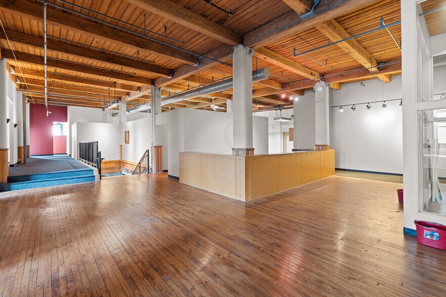 More Photos Of 1001 Washington Ave, Saint Louis Office For Lease
