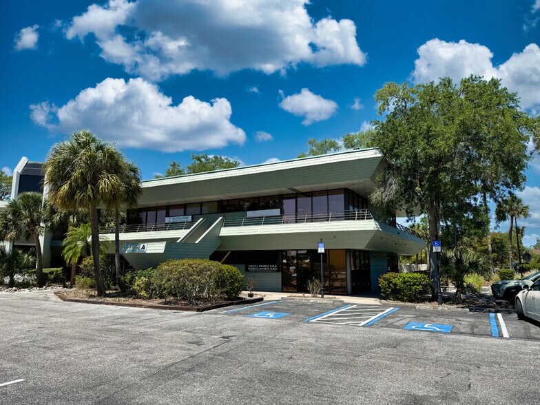 More Photos Of 2477 Stickney Point Rd, Sarasota Medical For Sale