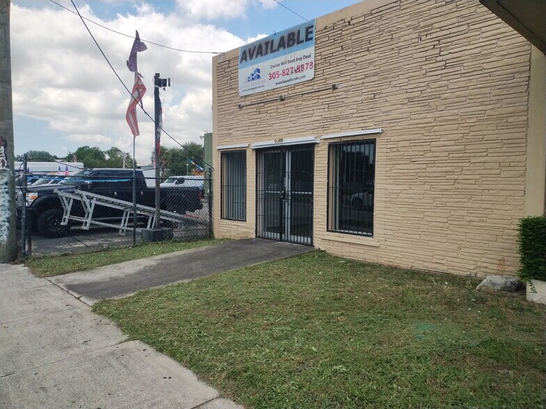 More Photos Of 9360 NW 27th Ave, Miami Freestanding For Lease