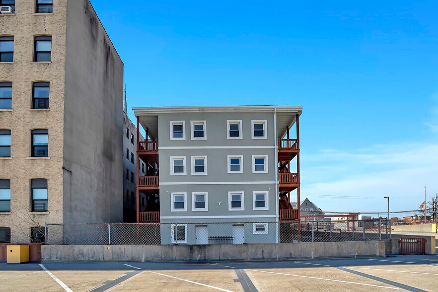 More Photos Of 155-157 Clifton Ave, Newark Apartments For Sale