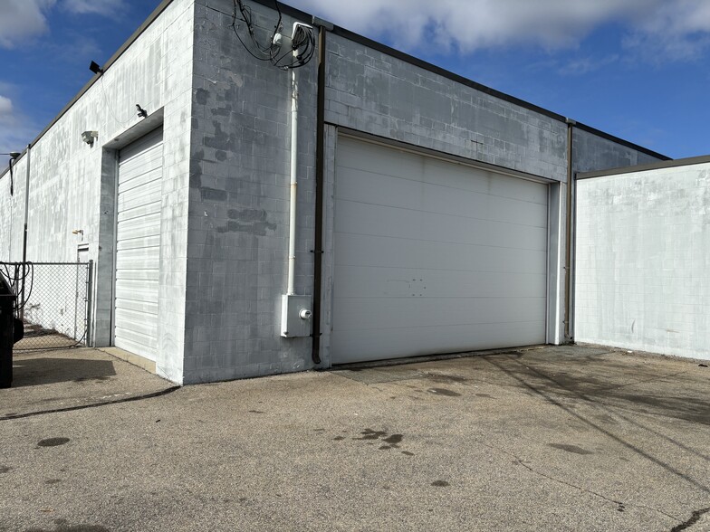 Primary Photo Of 33 Plan Way, Warwick Warehouse For Lease