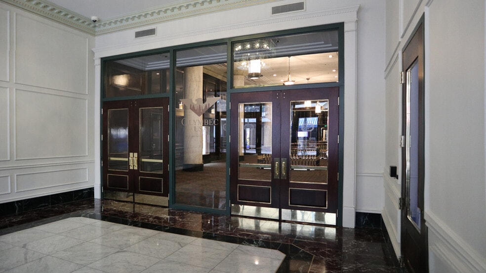 More Photos Of 80 Monroe Ave, Memphis Office For Lease