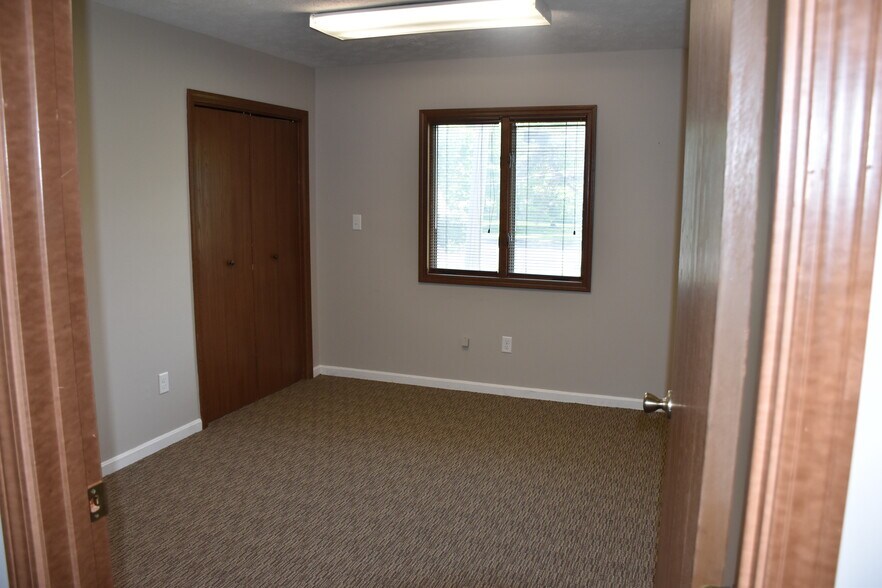 More Photos Of 5850 S County Road 25A, Tipp City Office For Lease