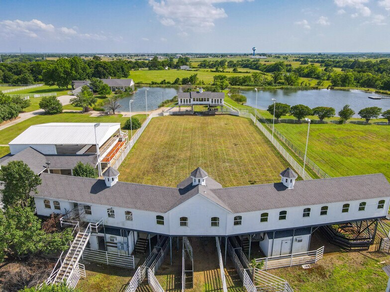 More Photos Of 8695 Arvin Hill Rd, Aubrey Land For Sale