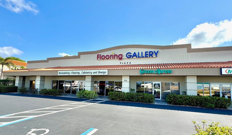 Primary Photo Of 771 Airport Pulling Rd N, Naples Freestanding For Lease