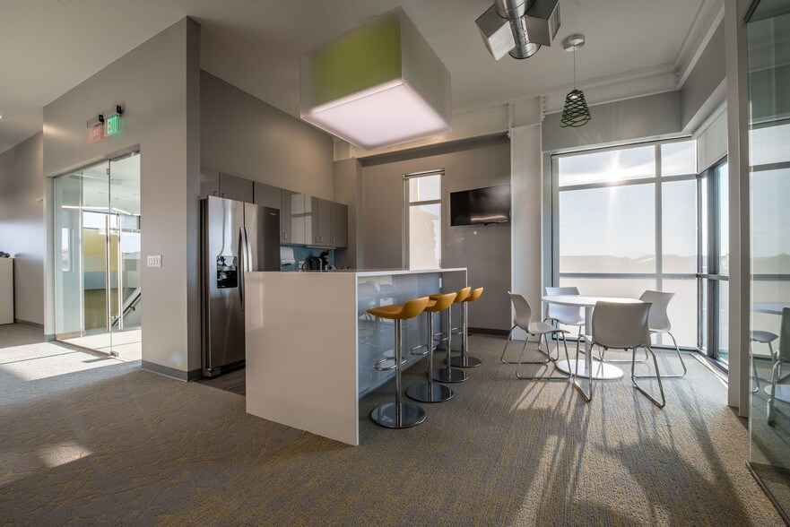 More Photos Of 1349 Water Valley Pky, Windsor Office For Lease