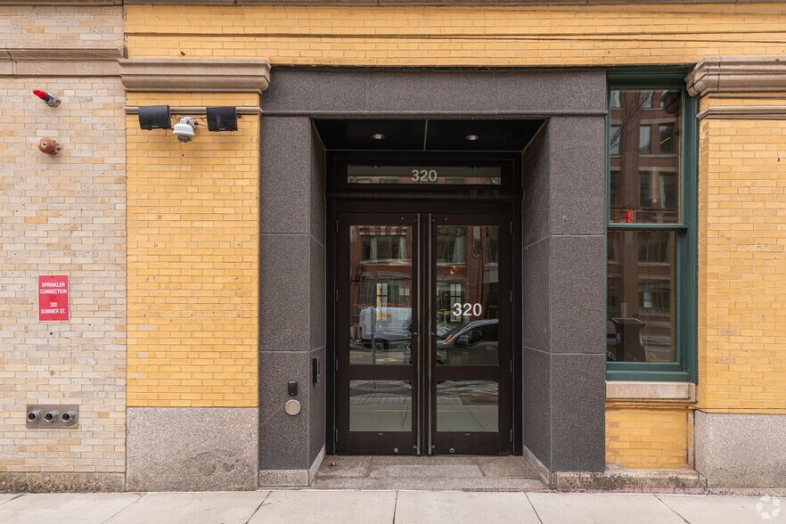 More Photos Of 320 Summer St, Boston Office For Lease
