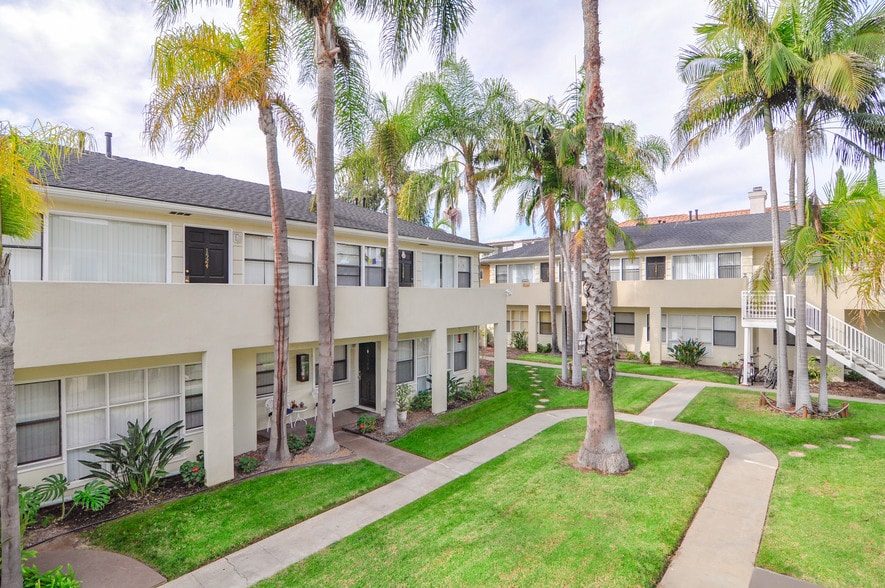 More Photos Of 1518-1536 Rosecrans St, San Diego Apartments For Sale