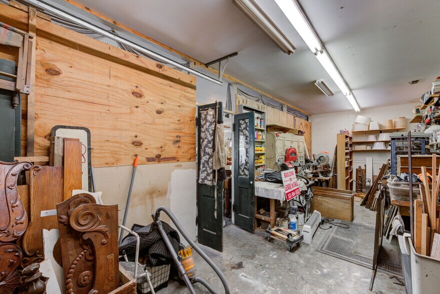 More Photos Of 9430 Main Ave, Cincinnati General Retail For Sale