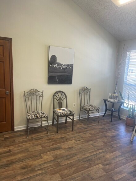 More Photos Of 8211 Summa Ave, Baton Rouge Office For Lease