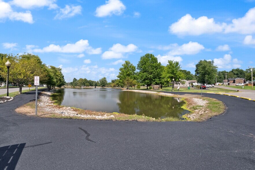 More Photos Of , Scottsburg Unknown For Sale