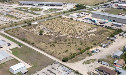 More Photos Of 000 FM 1516, Converse Warehouse For Lease